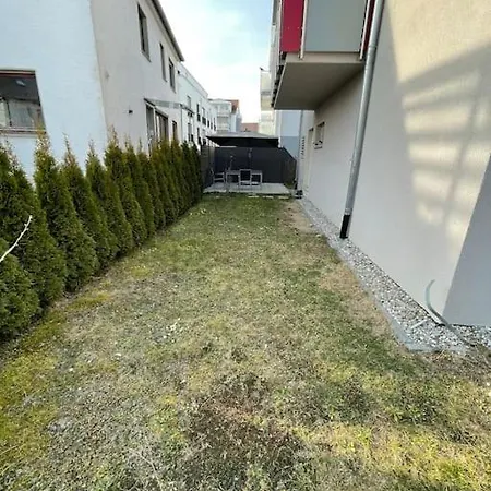 Dg Ferienwohnung Goethe In Schoner Lage Bis Zu 5 Person Apartment
